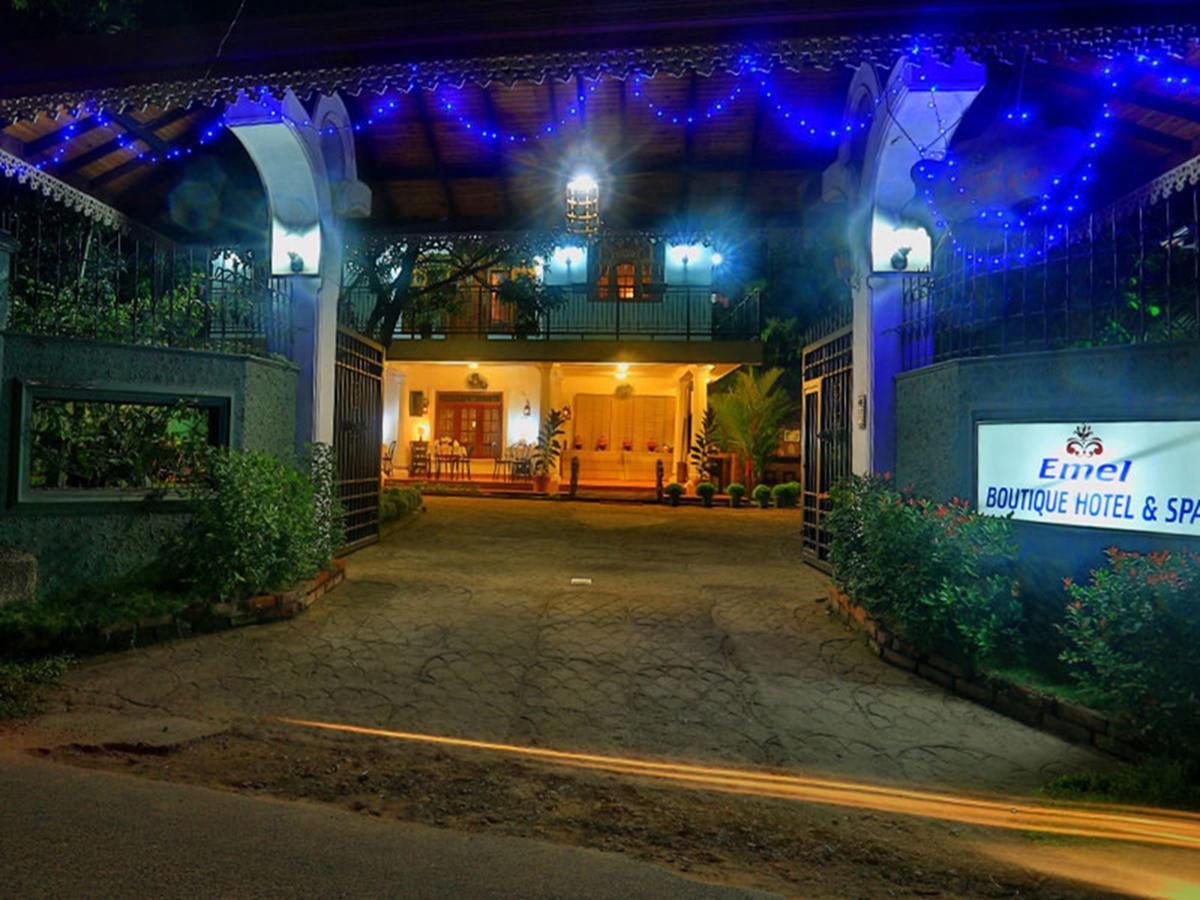 Hotel Emel Boutique Negombo Exterior foto